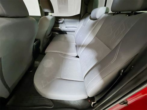 Certified 2019 Toyota Tacoma TRD Sport image 22