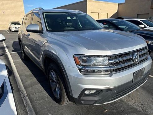 Used 2018 Volkswagen Atlas SE AWD/4WD image 3