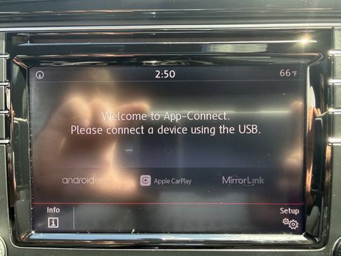 Used 2017 Volkswagen Jetta GLI FWD image 15