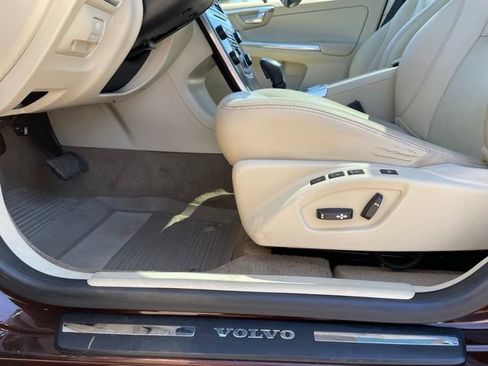 Used 2015 Volvo XC60 T6 Premier Plus AWD/4WD image 12