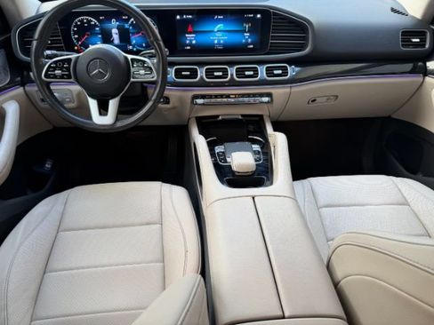 Used 2020 Mercedes-Benz GLE 350 w/ Premium Package image 11