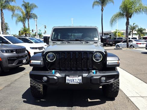 Certified 2023 Jeep Wrangler Unlimited w/ 8.4" Radio Group AWD/4WD image 7