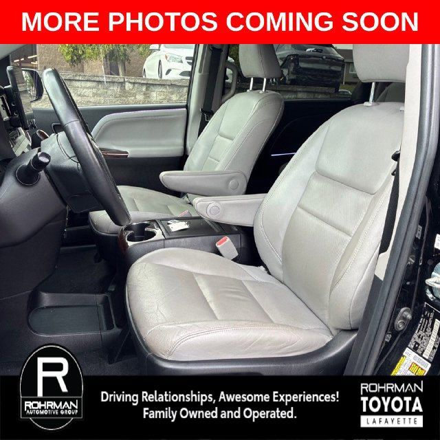 Used 2019 Toyota Sienna Limited Premium AWD/4WD image 9