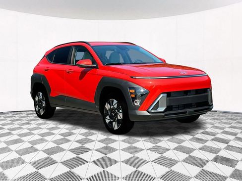 New 2025 Hyundai Kona SEL image 17