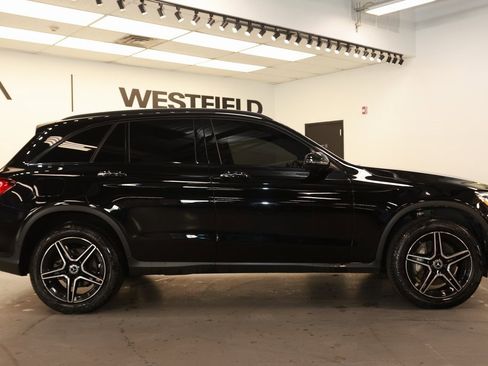 Used 2022 Mercedes-Benz GLC 300 GLC 300 image 8