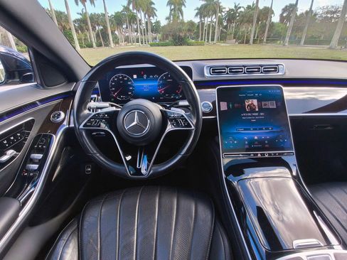 Used 2023 Mercedes-Benz S 500 4MATIC image 5