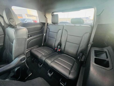 Used 2018 GMC Acadia SLT image 38