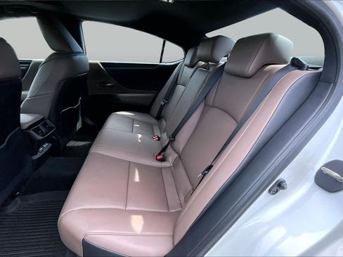 Used 2023 Lexus ES 350 w/ Premium Package FWD image 21