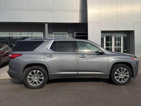 Used 2019 Chevrolet Traverse Premier image 4