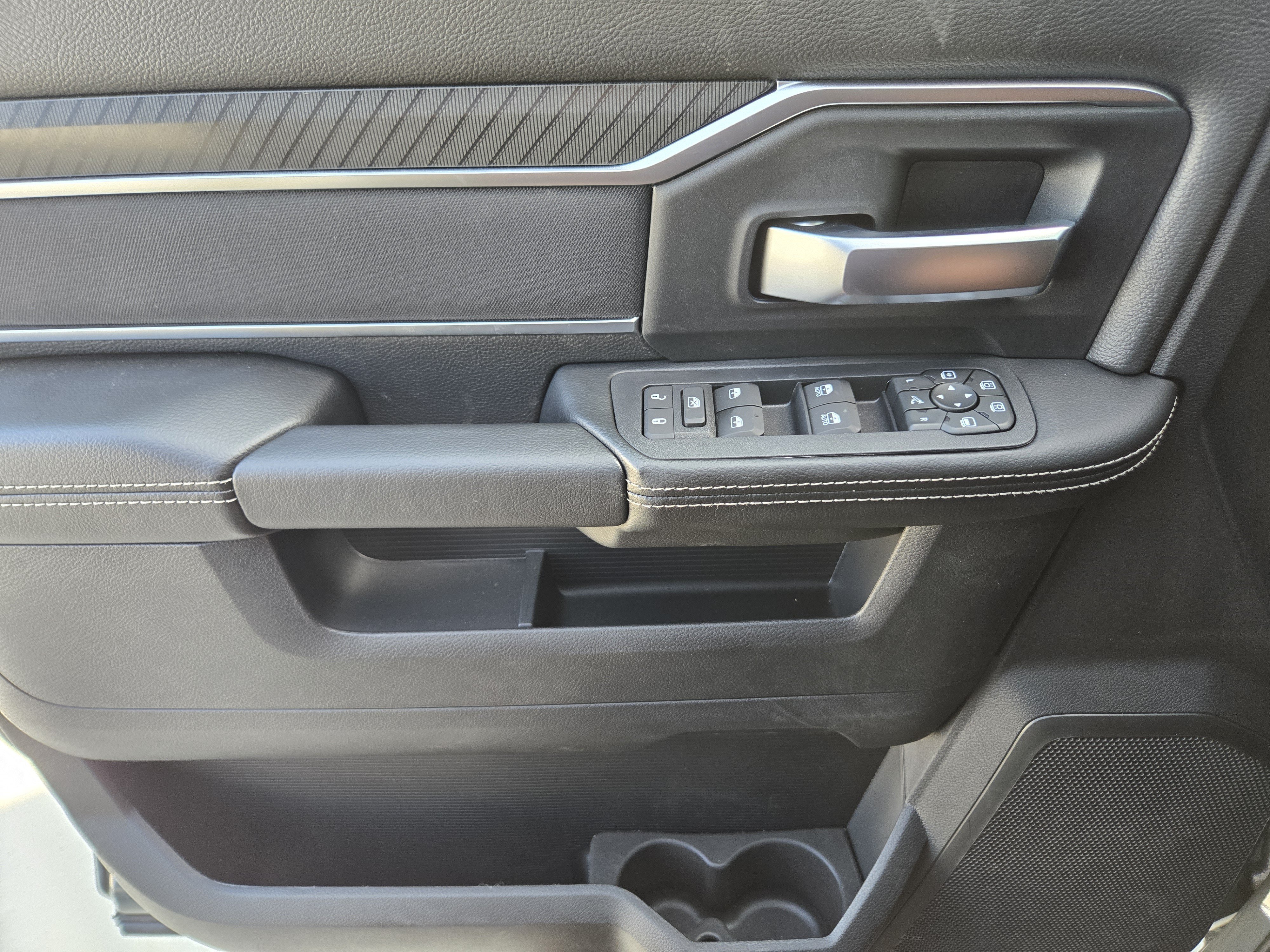 New 2026 RAM 2500 Lone Star AWD/4WD image 18
