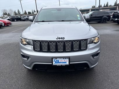 Used 2020 Jeep Grand Cherokee Altitude