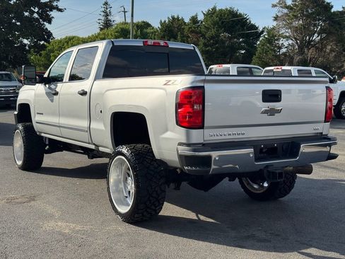 Used 2018 Chevrolet Silverado 2500 LTZ w/ Duramax Plus Package image 6