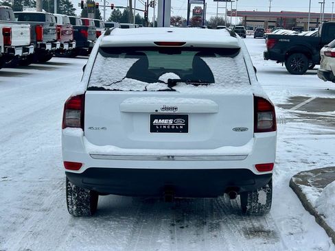 Used 2017 Jeep Compass High Altitude image 4