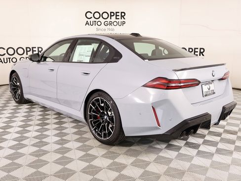 New 2026 BMW M5 w/ Executive Package image 22