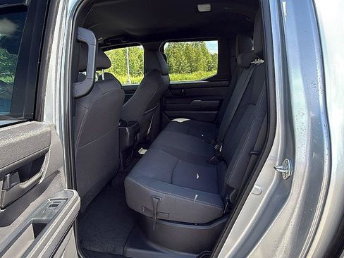 Used 2025 Toyota Tacoma SR5 AWD/4WD image 22