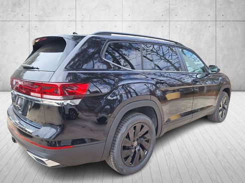 New 2026 Volkswagen Atlas SE image 5