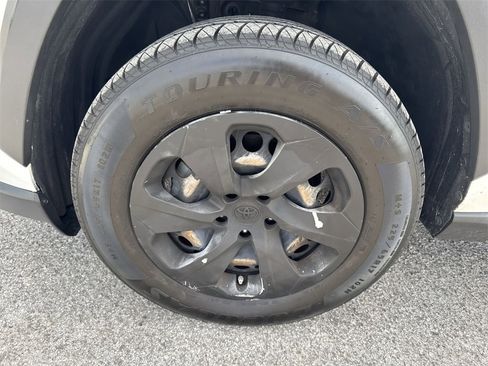 Used 2019 Toyota RAV4 LE image 35