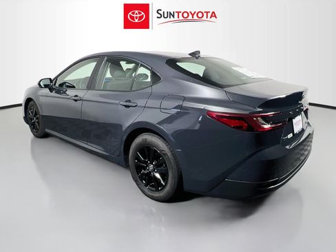 Used 2025 Toyota Camry LE FWD image 6