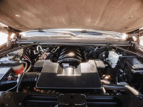 Used 2019 Chevrolet Tahoe LS image 37