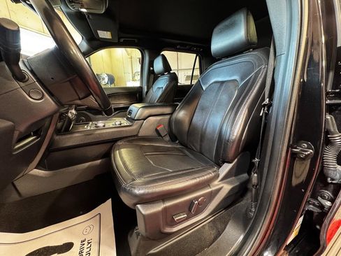 Used 2021 Ford Expedition Max Limited image 20