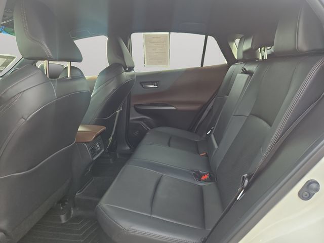Certified 2021 Toyota Venza XLE w/ Softex Package AWD/4WD image 12