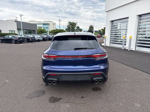 Used 2023 Porsche Macan Turbo AWD/4WD image 4