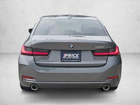 Certified 2023 BMW 330i Sedan w/ Parking Assistance Package RWD image 7
