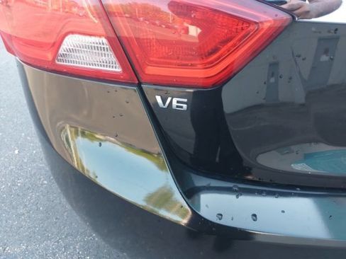Used 2017 Chevrolet Impala LT FWD image 7