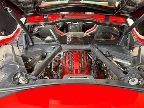Used 2020 Chevrolet Corvette Stingray Coupe w/ 1LT RWD image 25