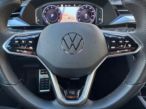 Used 2023 Volkswagen Arteon SE image 15