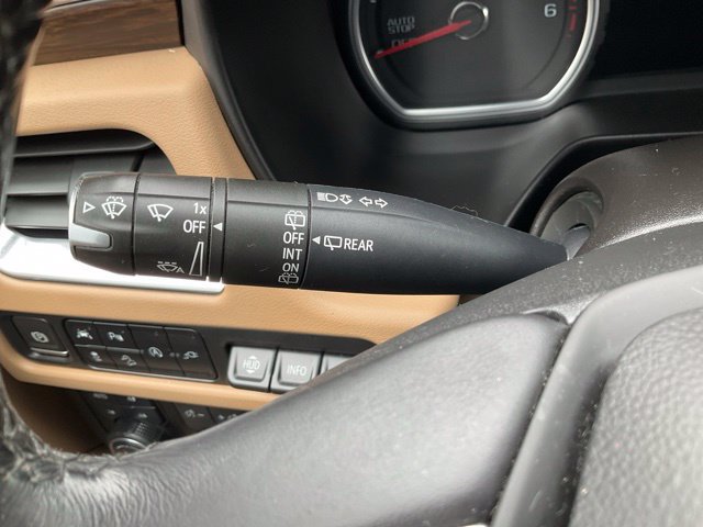 Used 2021 Chevrolet Tahoe Premier w/ Premium Package AWD/4WD image 8