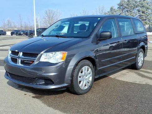 Used 2016 Dodge Grand Caravan American Value Package image 1