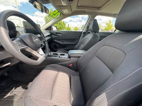 Used 2025 Nissan Altima 2.5 SV w/ SV Special Edition Package AWD/4WD image 27