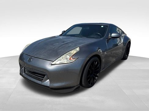 Used 2011 Nissan 370Z Coupe w/ Sport Pkg RWD image 7