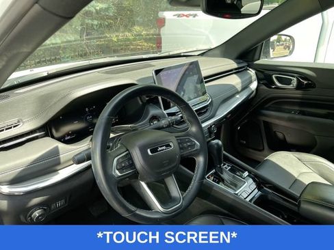 Used 2022 Jeep Compass High Altitude AWD/4WD image 11