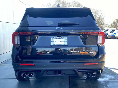 New 2026 Ford Explorer ST w/ Sun And Sound Package image 5