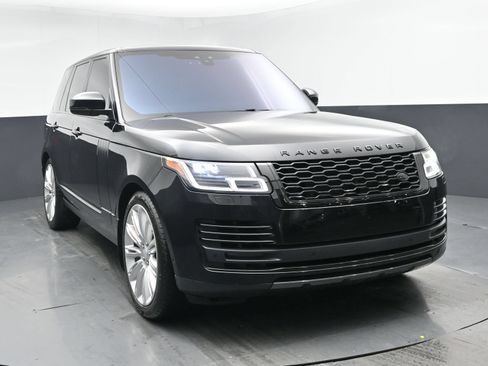 Used 2019 Land Rover Range Rover Supercharged AWD/4WD image 2