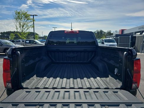 Used 2023 Chevrolet Colorado LT w/ LT Convenience Package III image 12