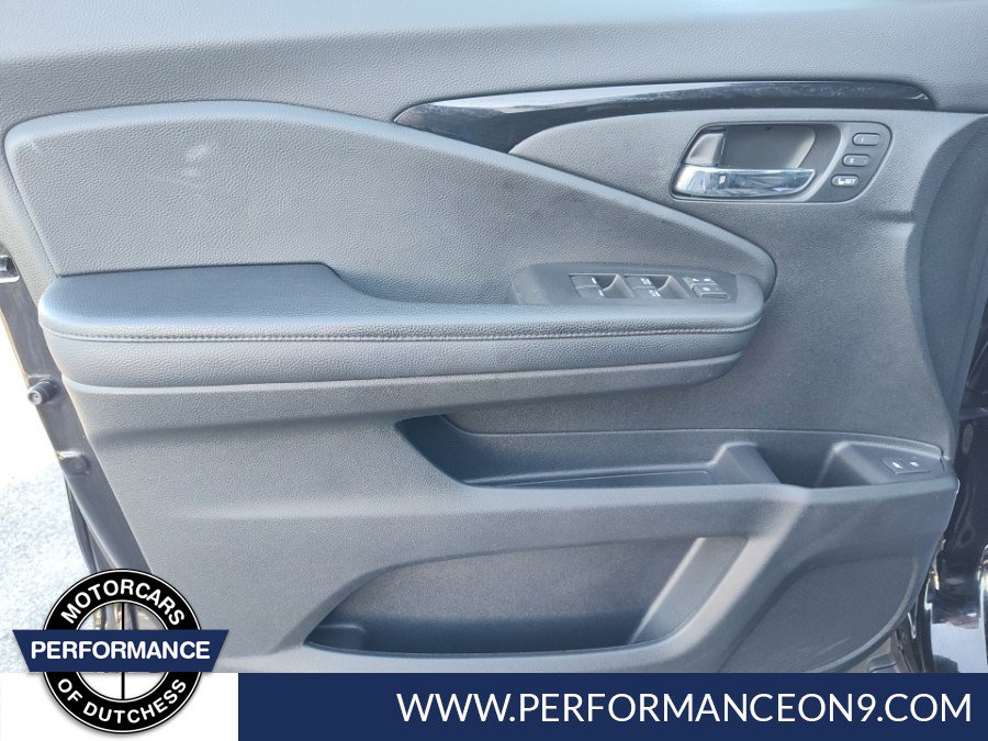 Used 2020 Honda Pilot Touring image 10