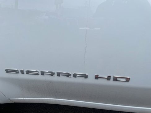 New 2025 GMC Sierra 2500 Pro image 18