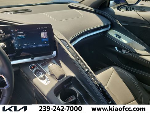 Used 2025 Chevrolet Corvette Stingray Convertible w/ 1LT RWD image 21