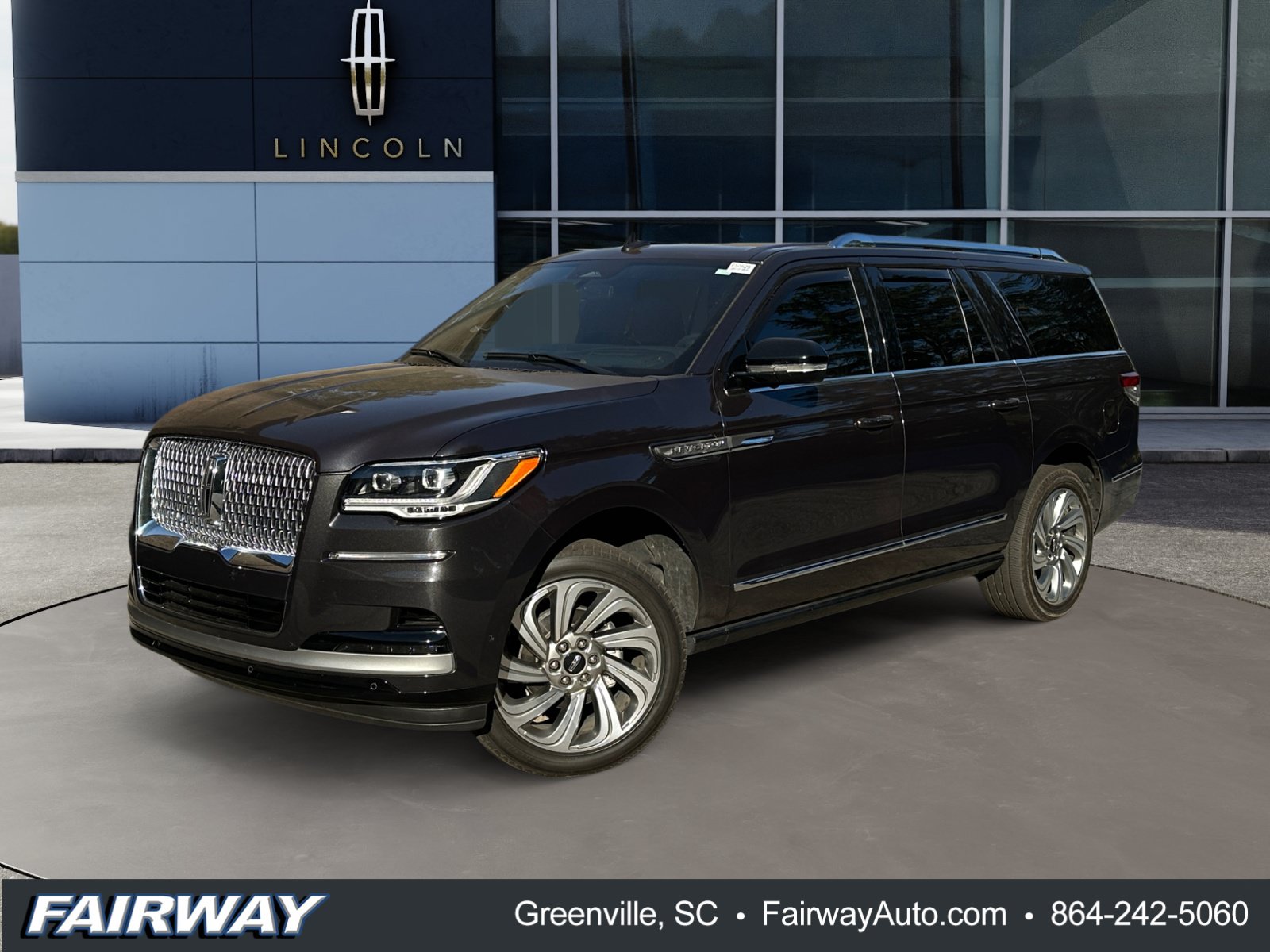 Used 2024 Lincoln Navigator L Reserve AWD/4WD image 1