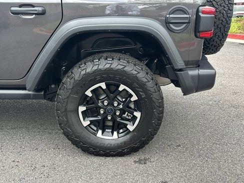 Certified 2025 Jeep Wrangler Unlimited Rubicon 4xe w/ Safety Group AWD/4WD image 18
