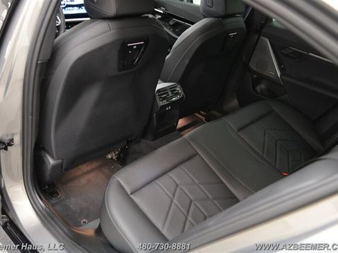 Used 2024 BMW 530i w/ M Sport Package RWD image 27