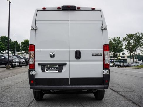 Used 2023 RAM ProMaster 2500 FWD image 24