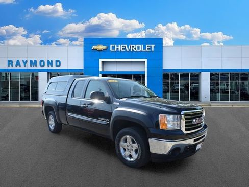 Used 2012 GMC Sierra 1500 SLT w/ All-Terrain Package AWD/4WD image 10