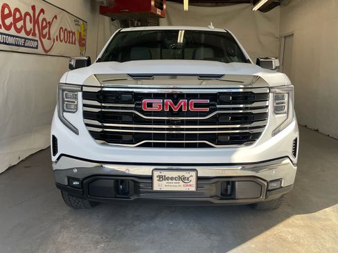 New 2026 GMC Sierra 1500 SLT w/ SLT Premium Plus Package image 3