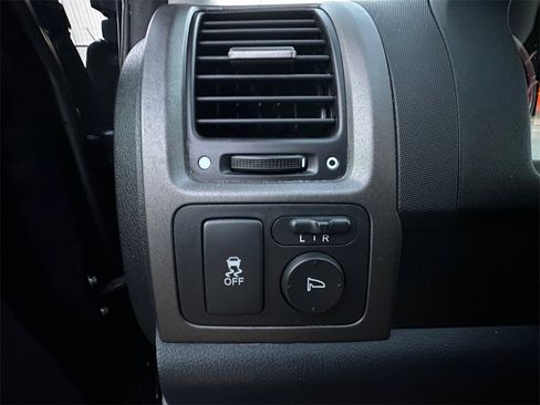 Used 2010 Honda CR-V EX image 32
