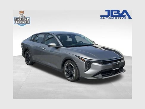 Used 2025 Kia K4 EX FWD image 1