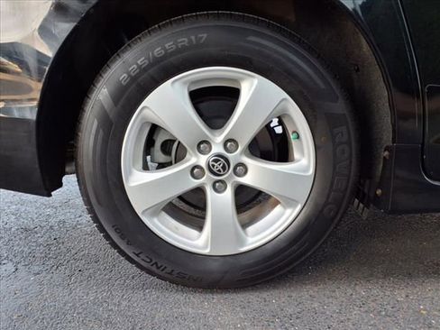 Used 2018 Toyota Sienna XLE image 24